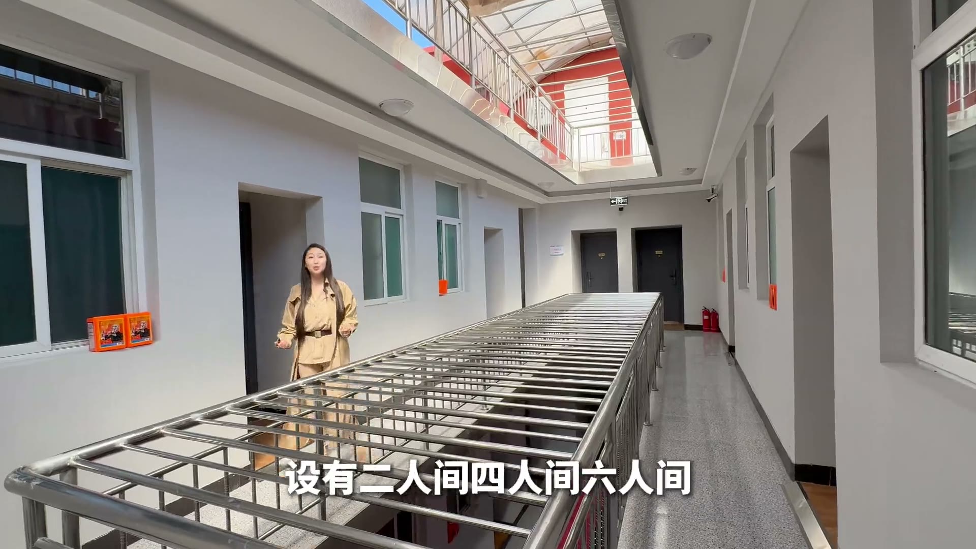 公寓楼走廊与房型。仅展示 2/4/6 人间。